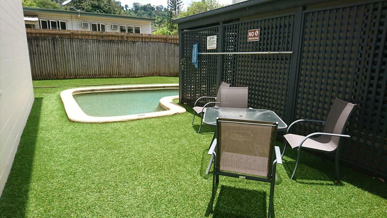 Cairns - "Home Away From Home" - Scenic & Peaceful Exterior photo